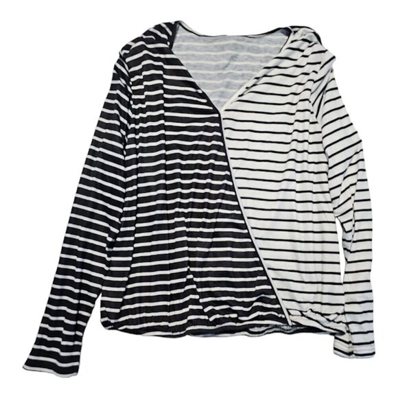 Shein Striped Two-Tone Top Size: XL - Picture 3 of 3